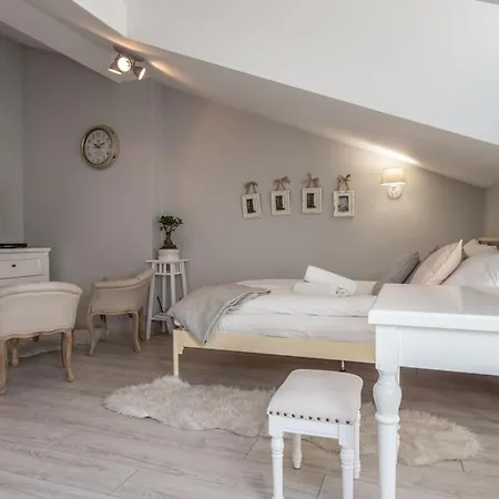 Apartament O Wysokim Standardzie W Centrum Miasta * Краков